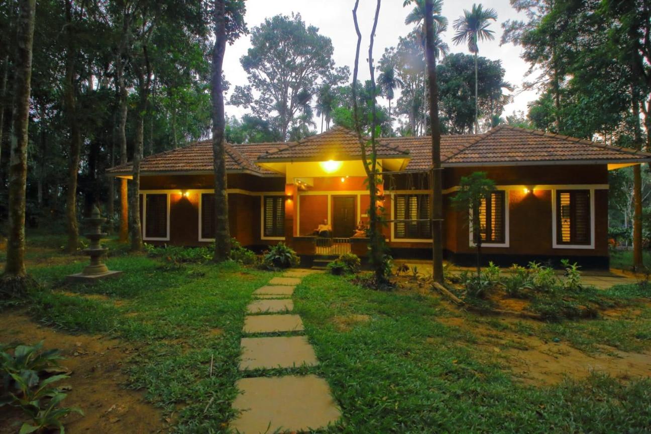 Tall Trees - Modern Forest Villa In Wayanad Sultan Bathery Ngoại thất bức ảnh